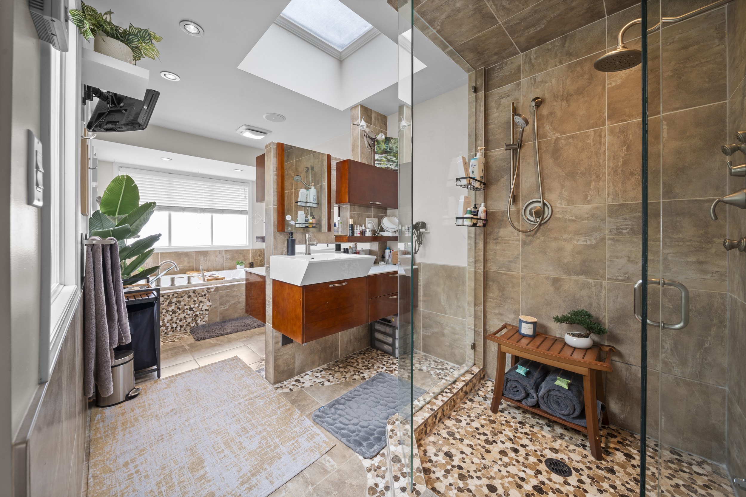1727 W. 16th Avenue